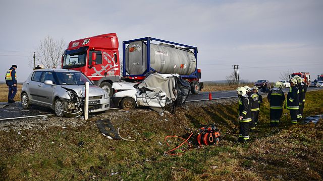 Ketten meghaltak egy sárándi balesetben - Startlap