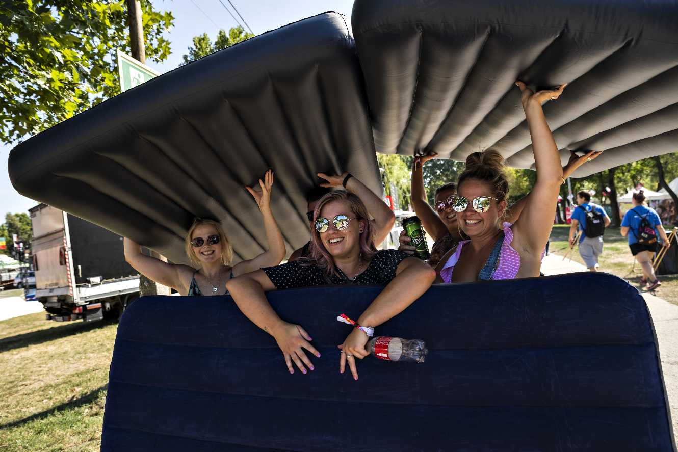 Sziget - Mintegy tízezren már a helyszínen vannak - Startlap