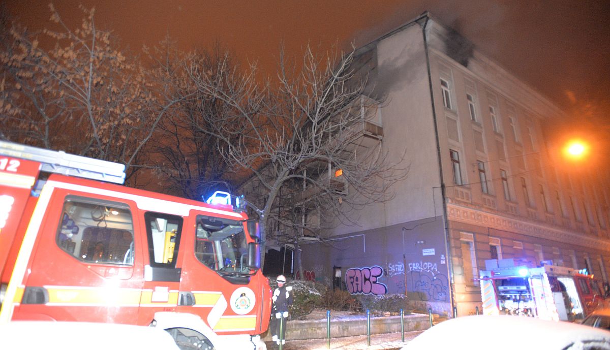 Ég egy kollégium a IX. kerületben - Startlap