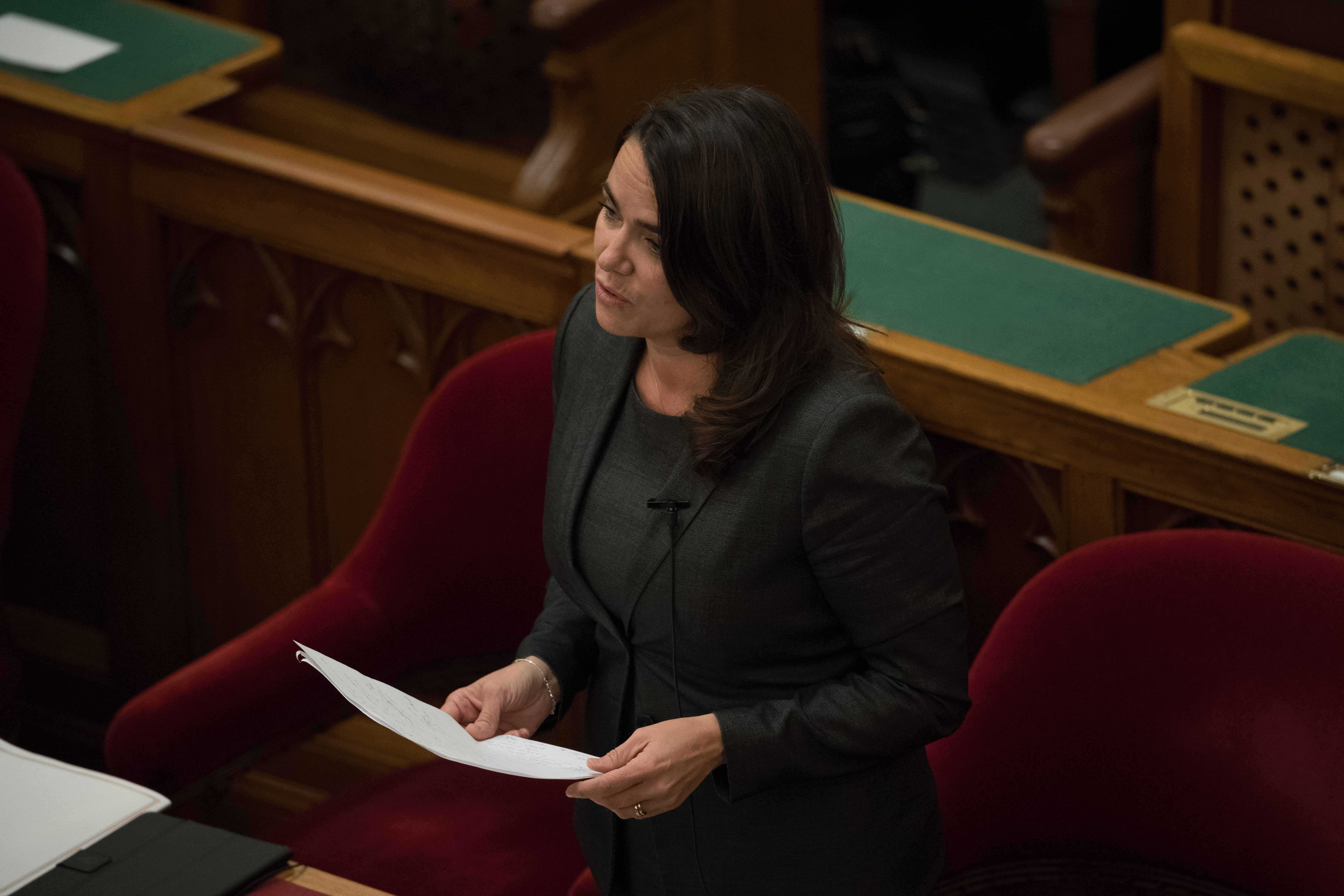 NOVÁK Katalin - Startlap