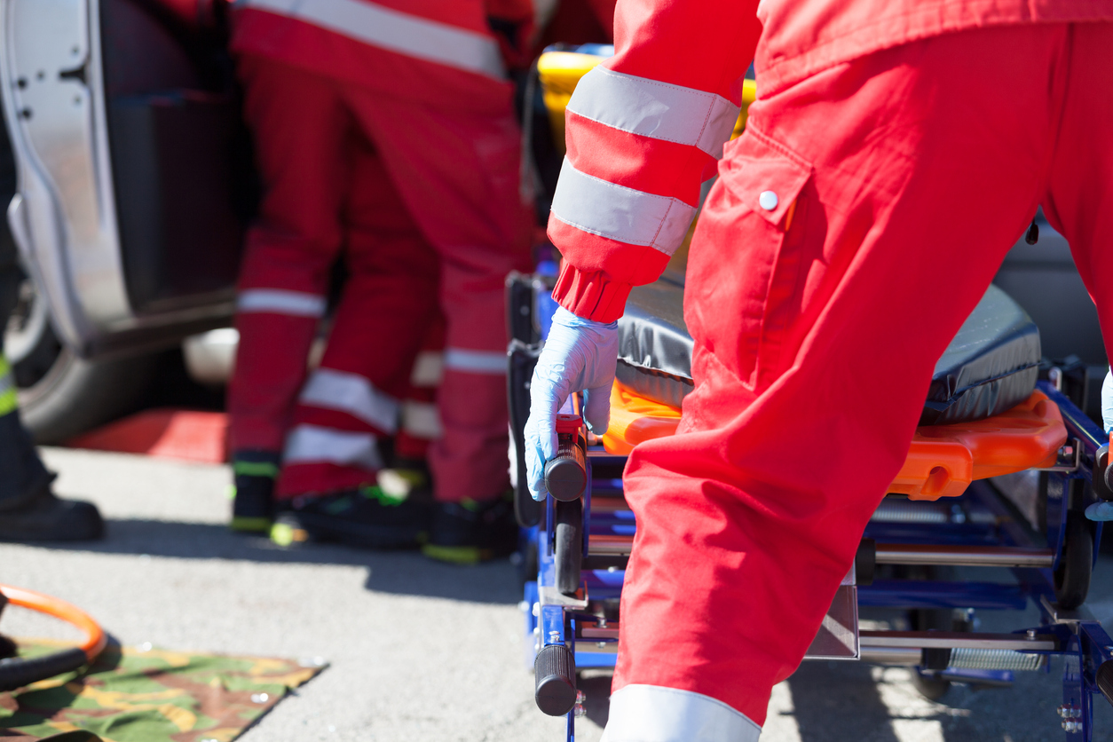 Paramedics in a rescue operation after road traffic accident - Startlap