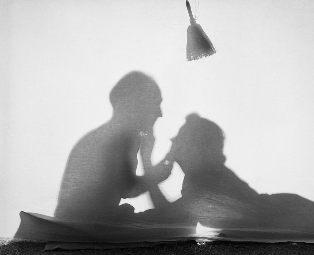 Romantic Couple Silhouetted in a Tent - Startlap