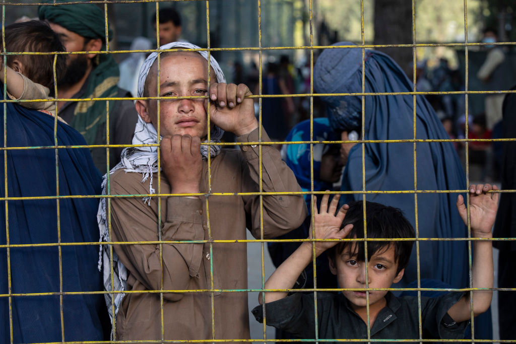 More Displaced Afghans Arrive In Kabul As Taliban Gains Ground - Startlap