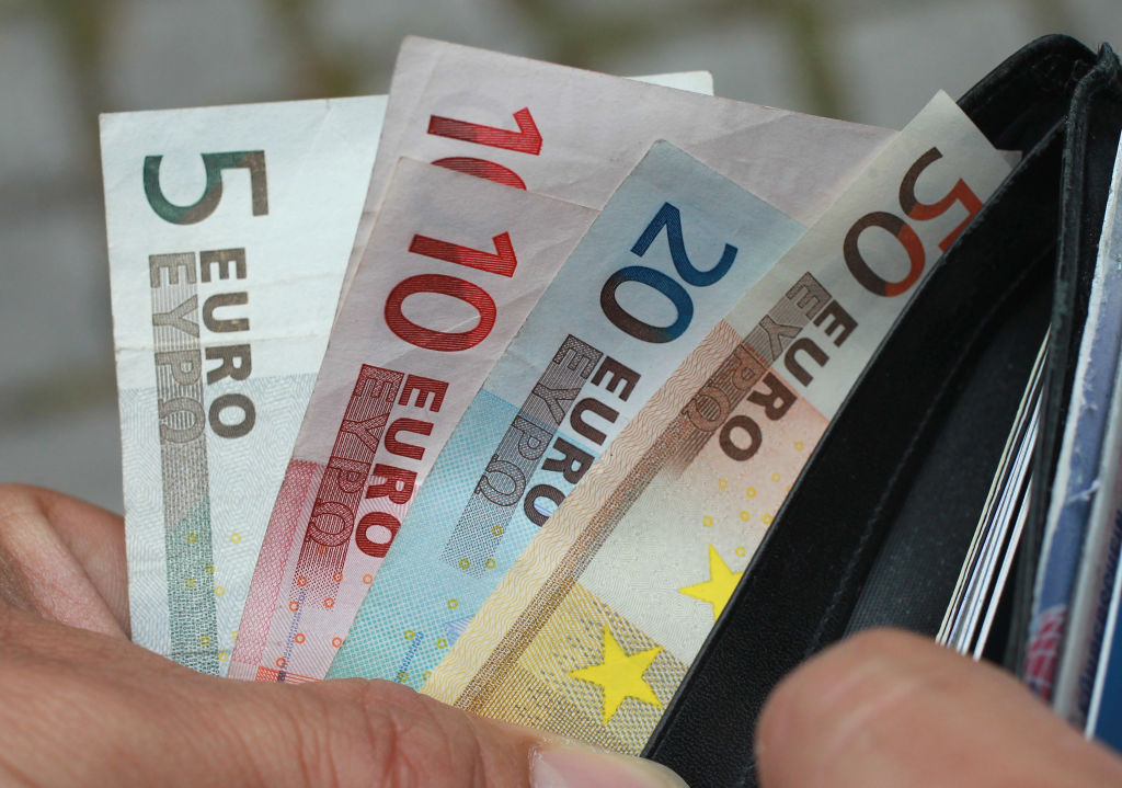 The Eurozone Crisis Deepens As Greece Attempts To Avoid Bankruptcy - Startlap