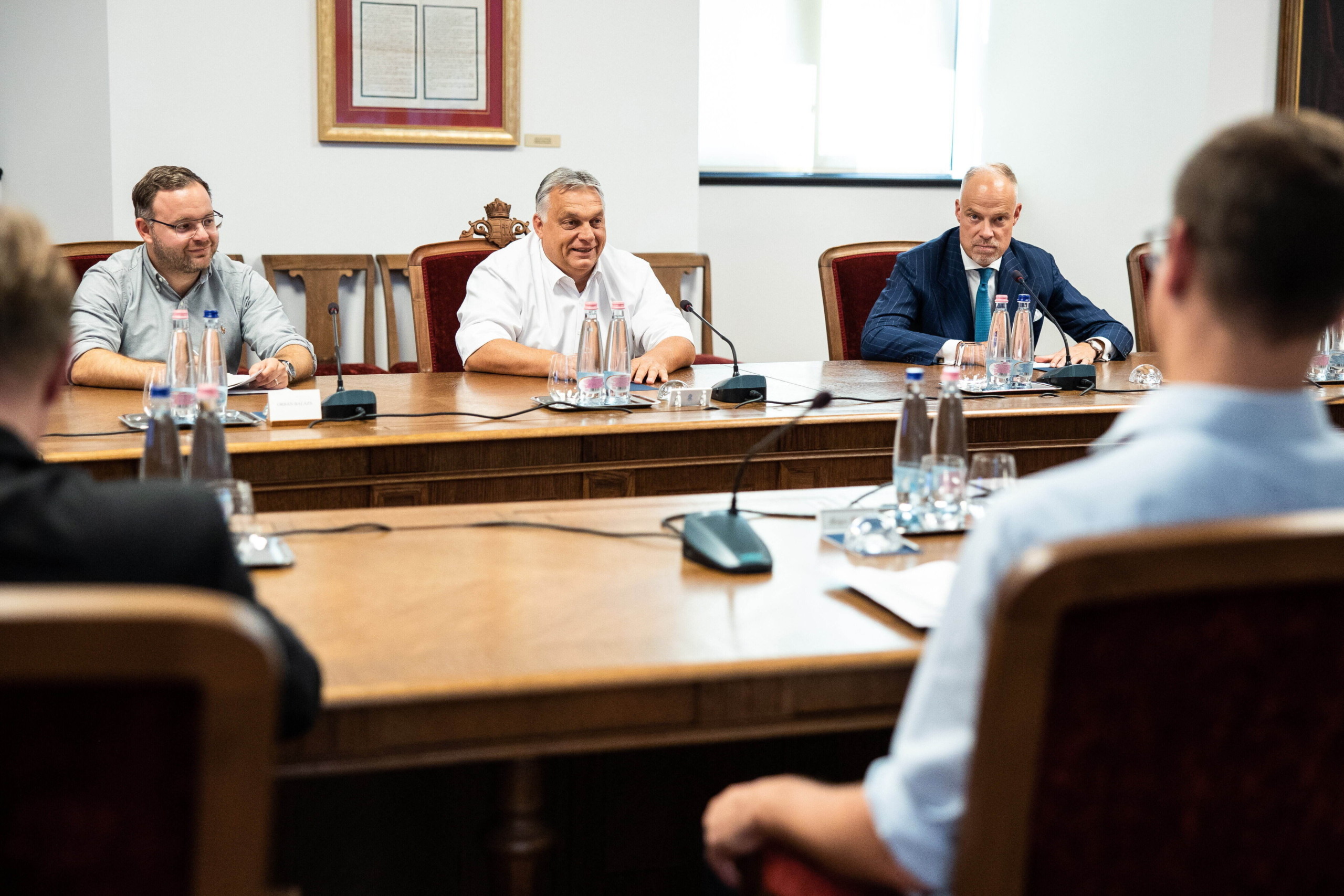 ORBÁN Balázs; SZALAY-BOBROVNICZKY Kristóf; ORBÁN Viktor - Startlap