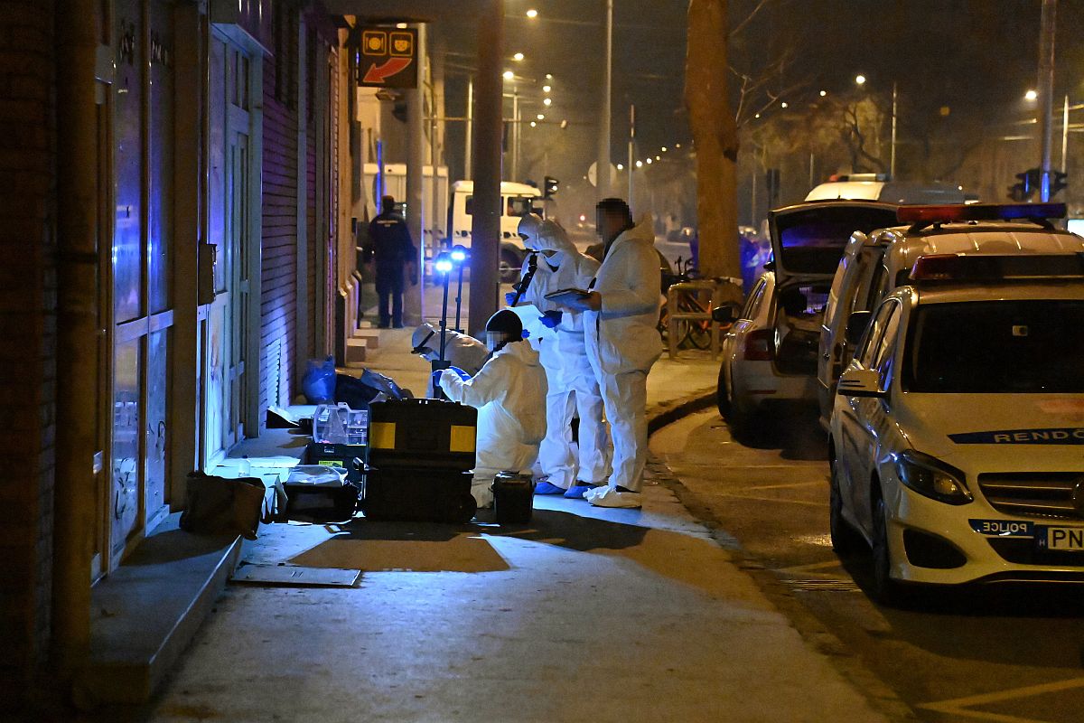 Bűnügyi technikusok helyszínelnek Budapest XI. kerületében.