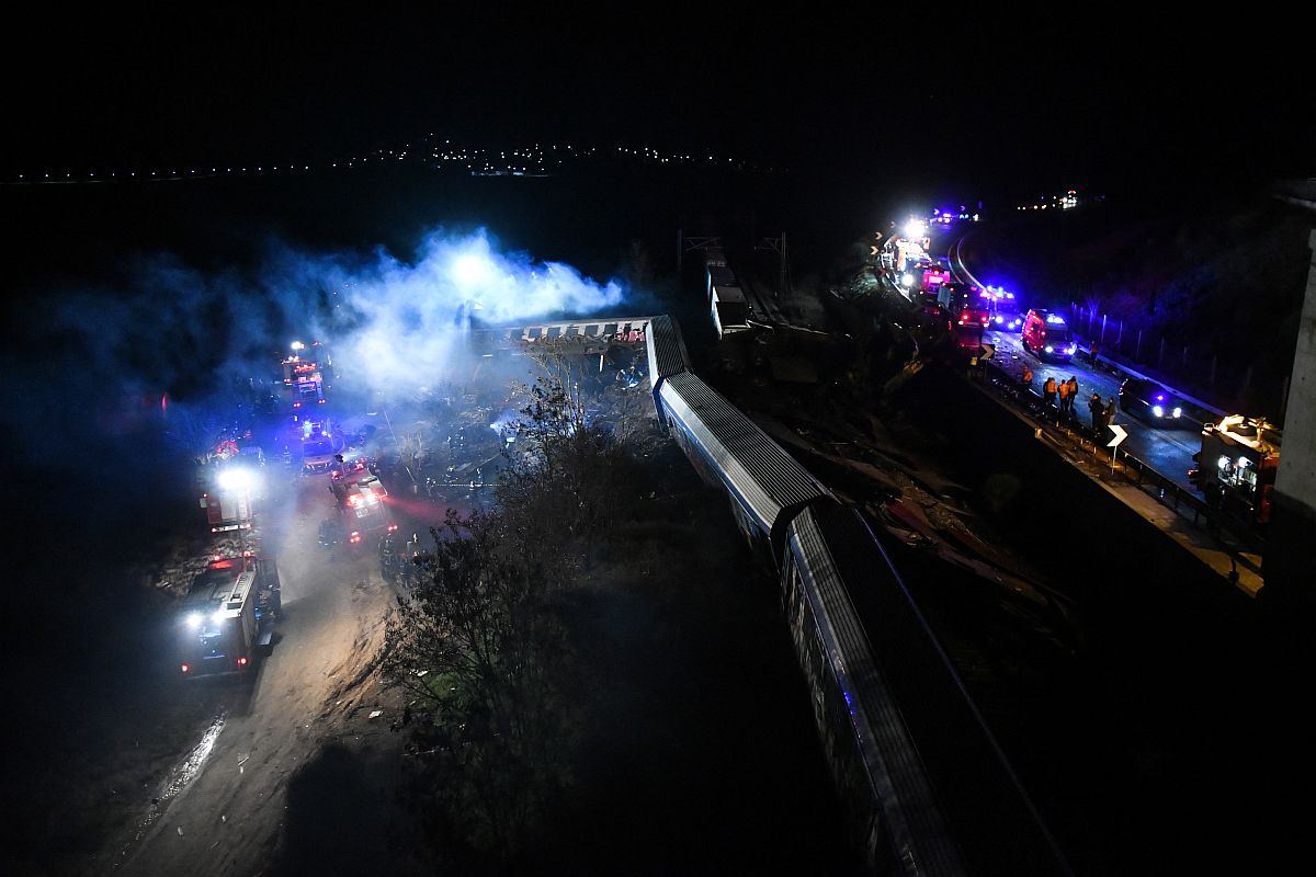 Két vonat ütközött Görögországban.