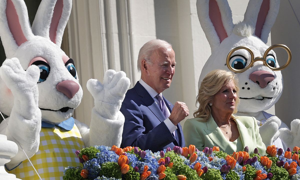 Joe Biden és Jill Biden a tojásgurytó versenyen húsvétkor, 2024.04.10-én.