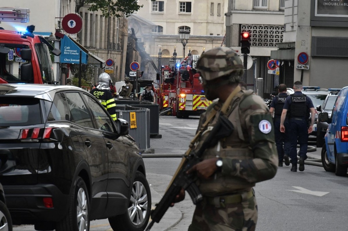 Legalább 15 sérültje van a súlyos gázrobbanásnak Párizsban