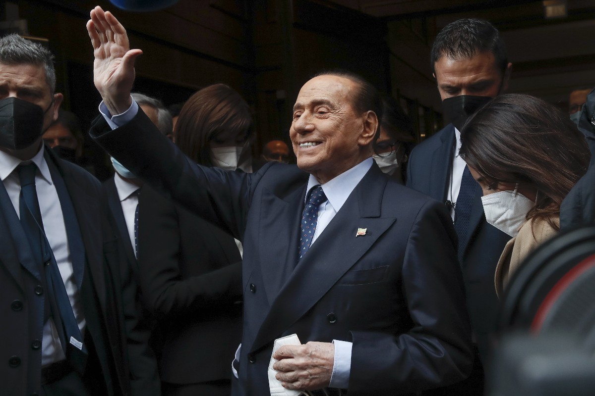 86 éves korában elhunyt Silvio Berlusconi