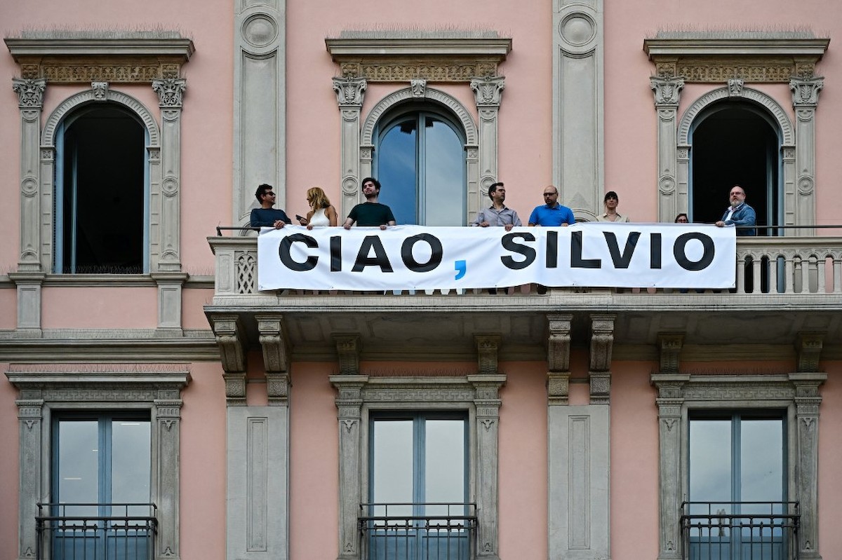 Silvio Berlusconi búcsúztatása