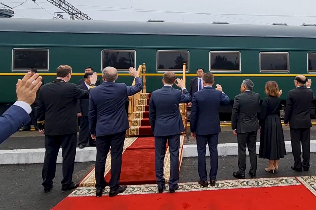 Kim Dzsongunt búcsúztatják Oroszországban.