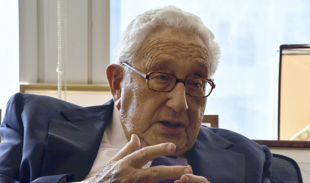 Portré Henry Kissingerről.