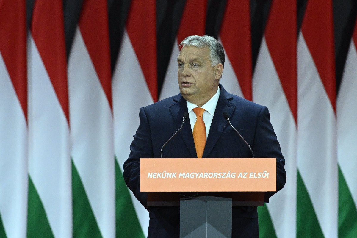 Orbán Viktor miniszterelnök, a Fidesz újraválasztott elnöke