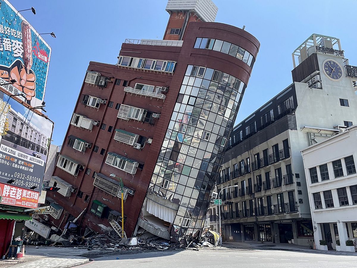 Földrengés Tajvanon.