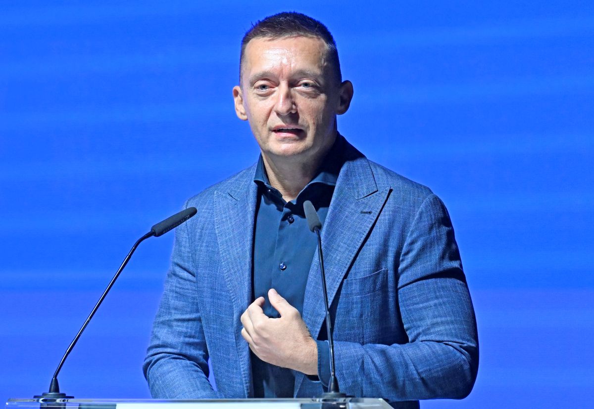 Rogán Antal, a Miniszterelnöki Kabinetirodát vezető miniszter előadást tart