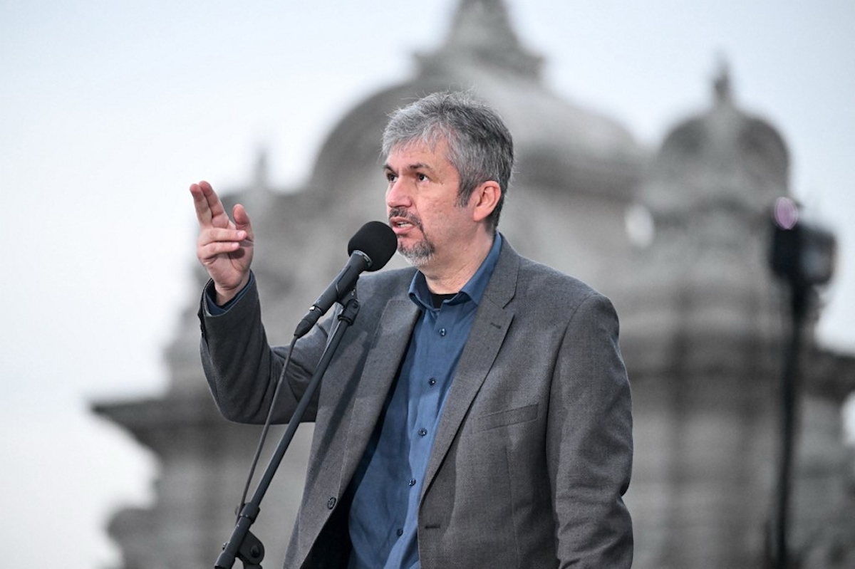 Hadházy Ákos független képviselő.