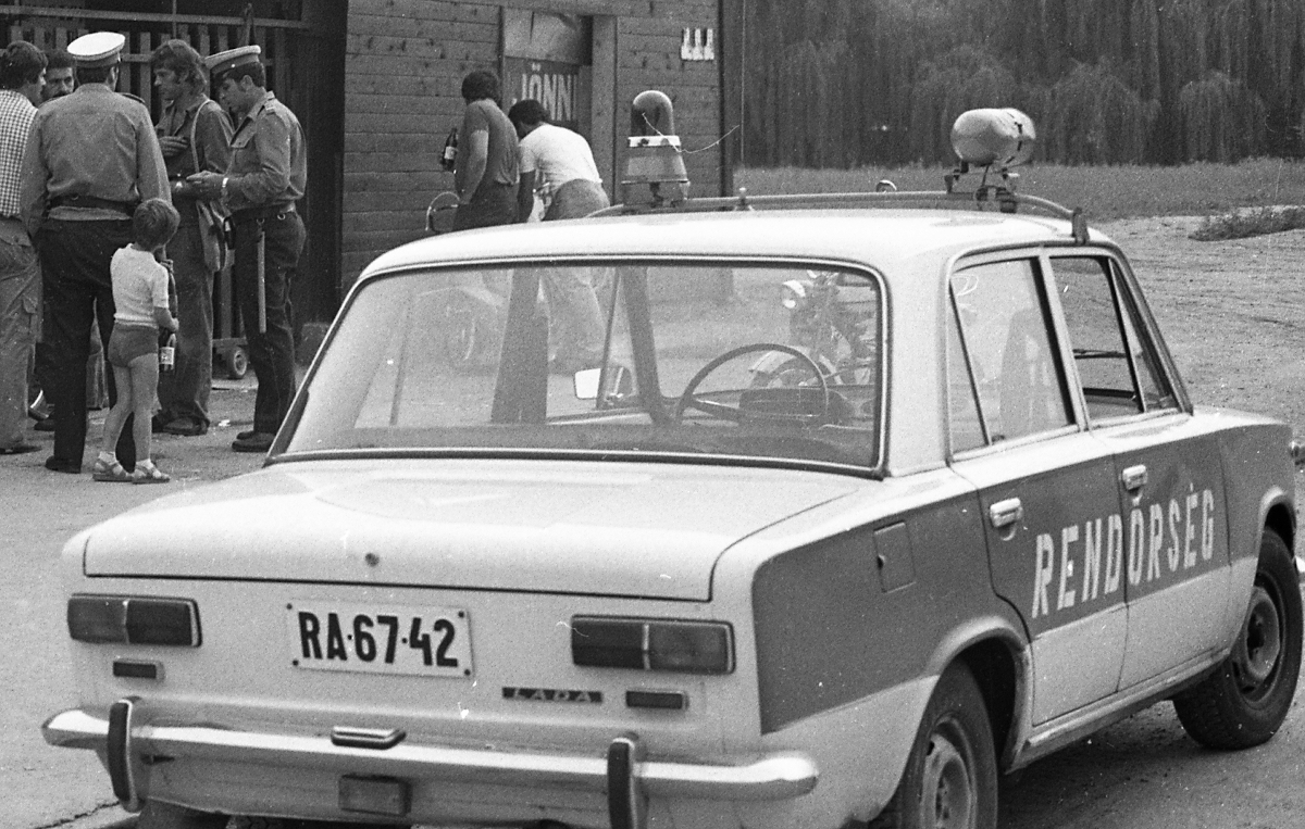 Rendőrségi igazoltatás a nyolcvanas években