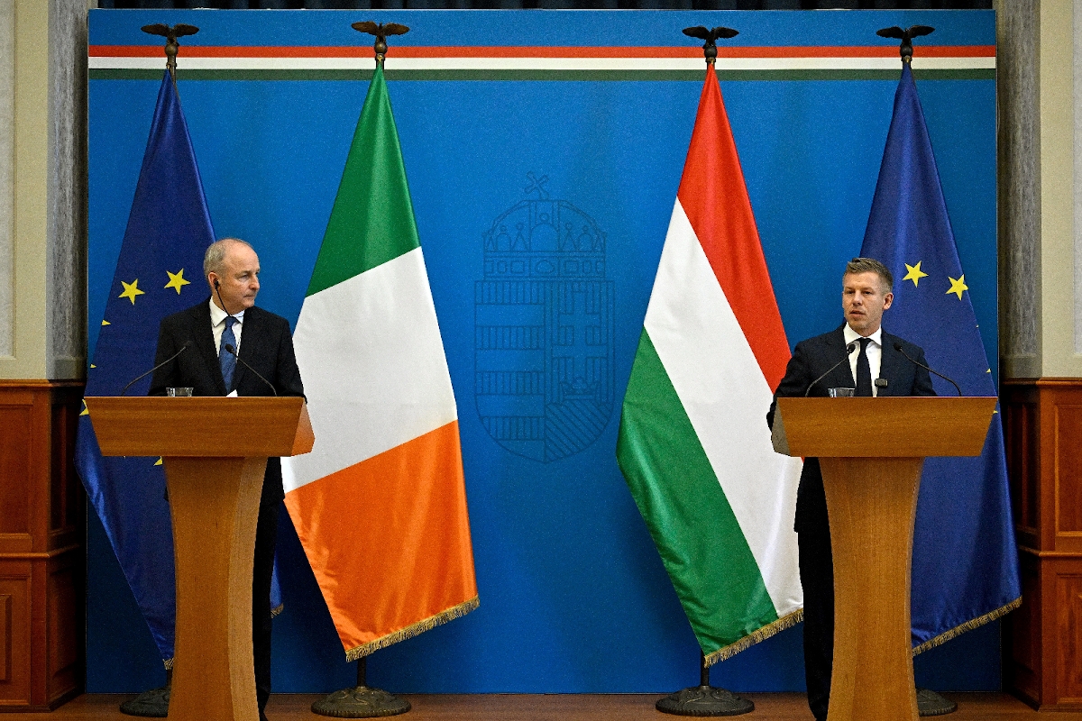 magyar_ir_miniszterelnok - Startlap Magyar Péter Martin Micheál