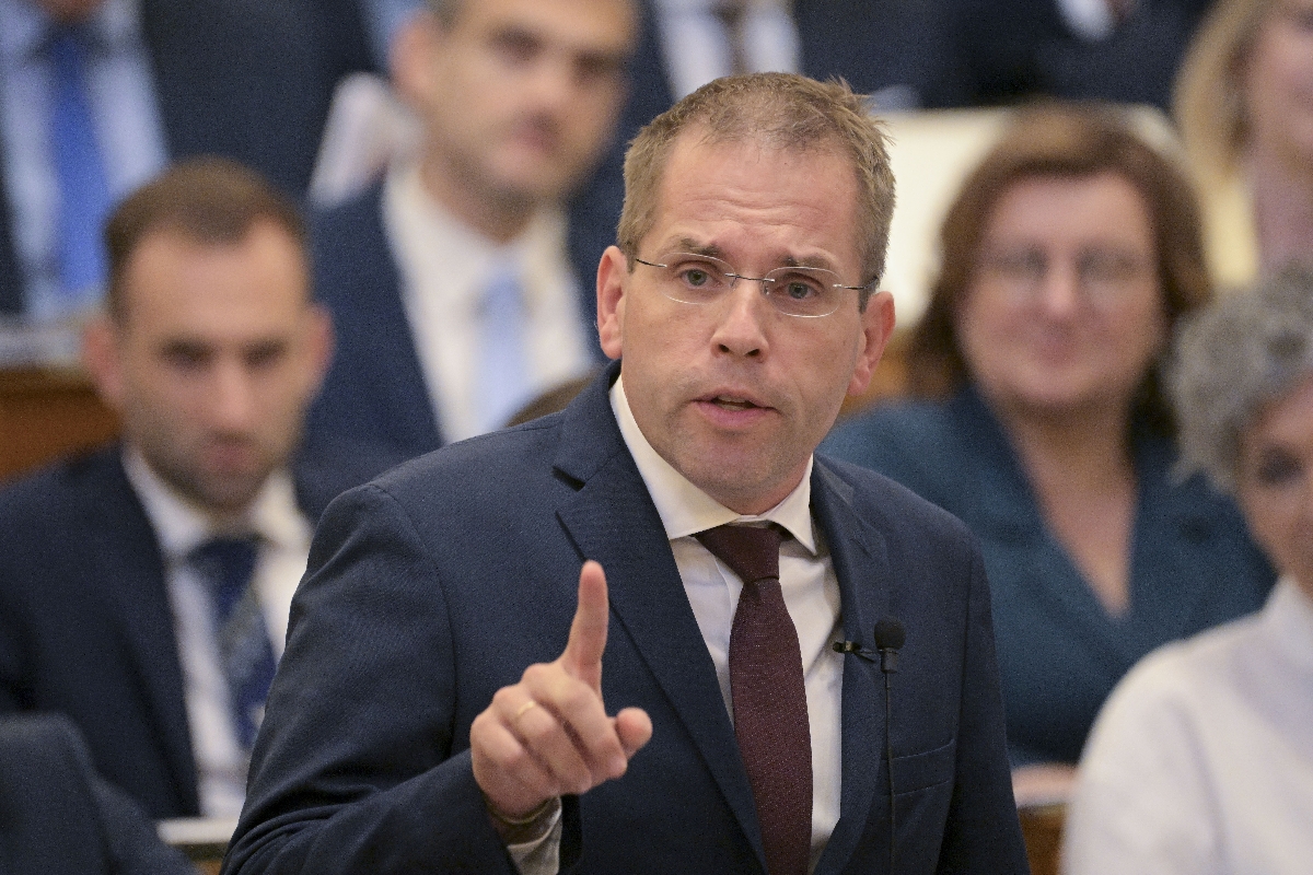 Ruff Bálint, a Miniszterelnökséget vezető miniszter