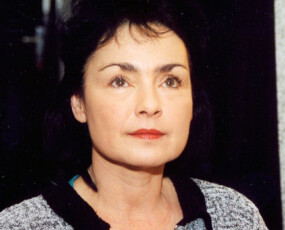 képcím