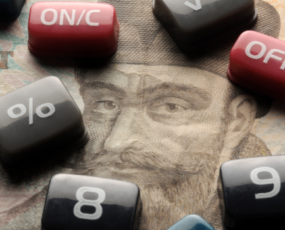 képcím