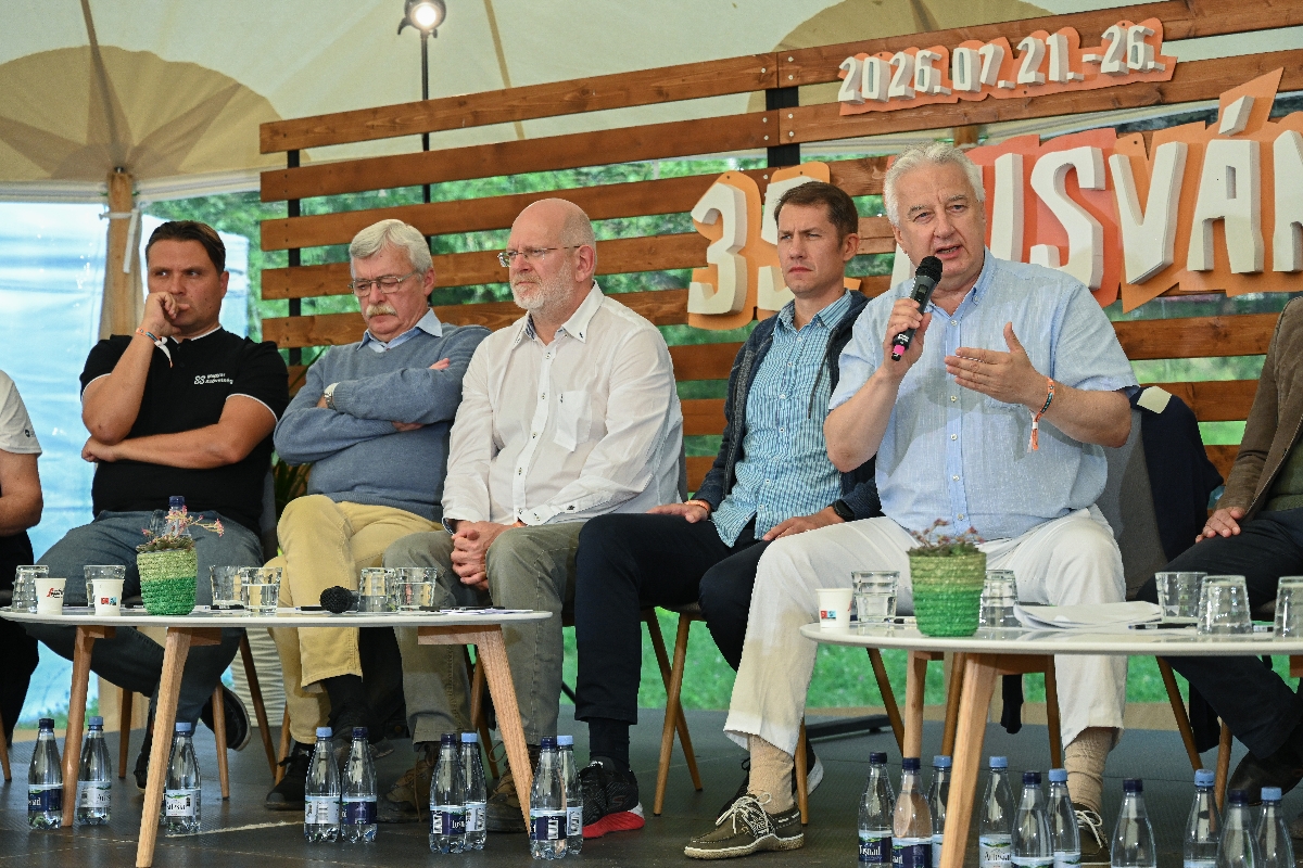 Panelbeszélgetés Tusványoson