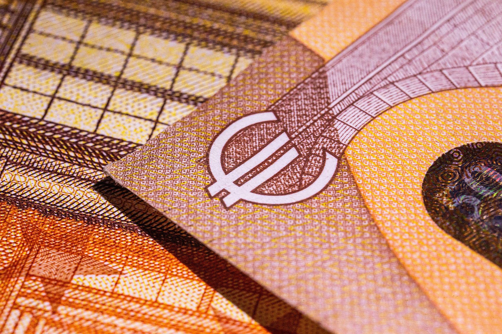 FRANCE-CLERMONT-FERRAND-EURO-SYMBOL-BANKNOTE - Startlap Euró bankjegy részlete közelről euró szimbólummal.
