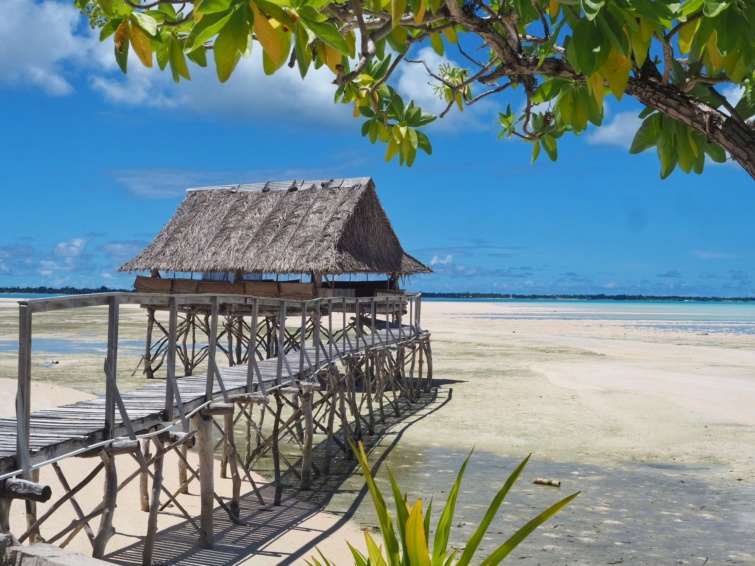 Kiribati egyik bájos vendégháza, amiben mindössze egy matrac van