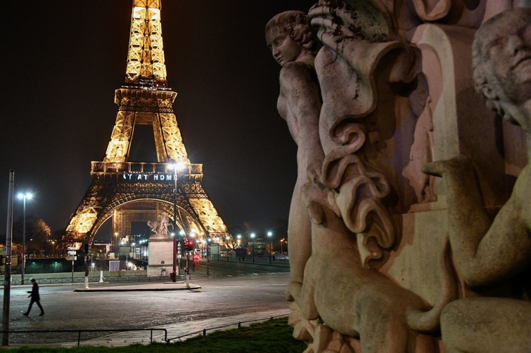 eiffel-torony_03 - Startlap Utazás