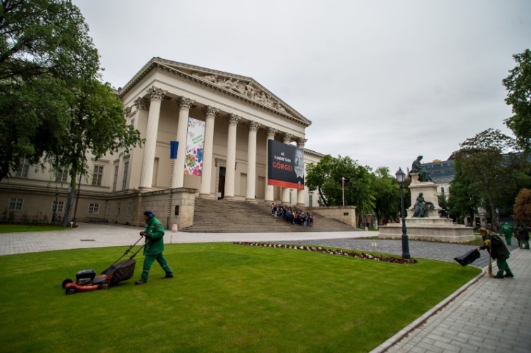 mikor látogatható a magyar nemzeti museum of natural history