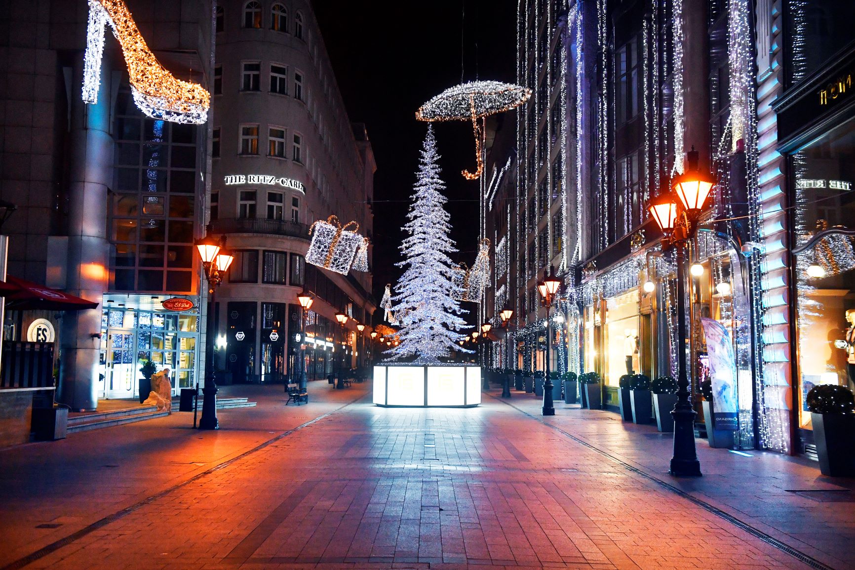 Fotókon Budapest a kijárási tilalom idején | Startlap Utazás