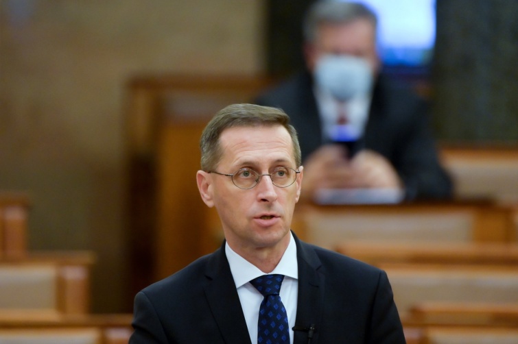 VARGA Mihály - Startlap Utazás