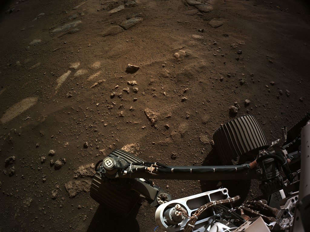 A Perseverance felvételei a Marsról