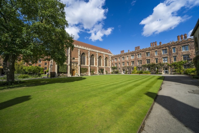 A Cambridge-i Eygetem campusa az Egyesült Királyságban.