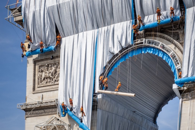 FRANCE - ARC DE TRIOMPHE WRAPPED - CHRISTO - Startlap Utazás