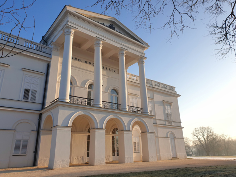 Sándor-Metternich-kastély, Bajna