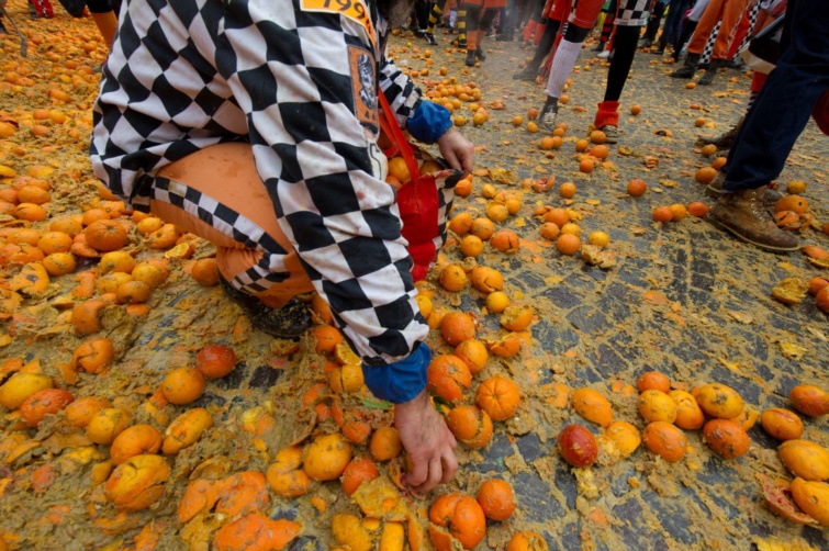narancsok harca Milánóban farsangkor