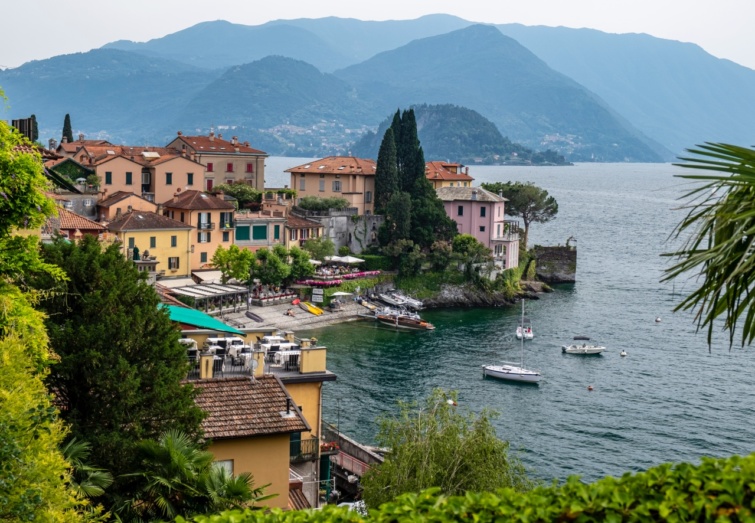 Comói-tó utazás - a Varenna tópart