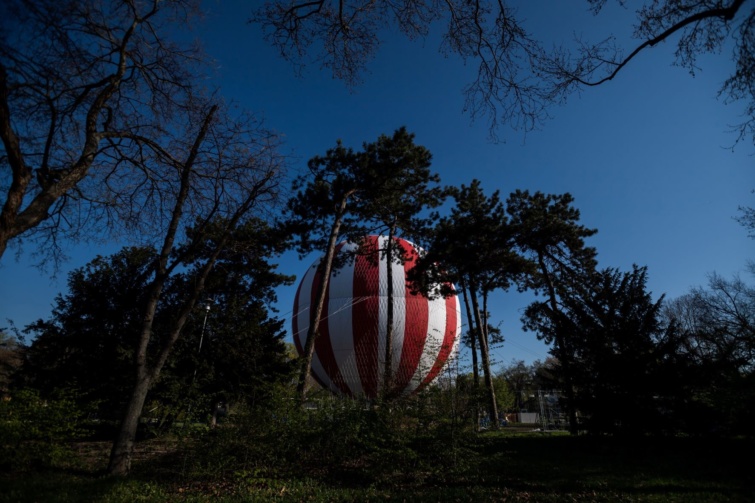 Ballon kilátó nyílik a Városligetben