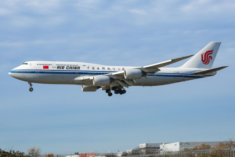 Az Air China Boeing 747-8 típusú repülőgépe - 