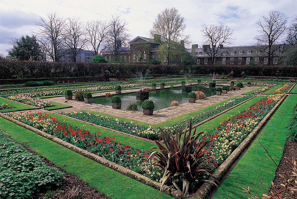 A gyönyörű kert a Kensington-palota része