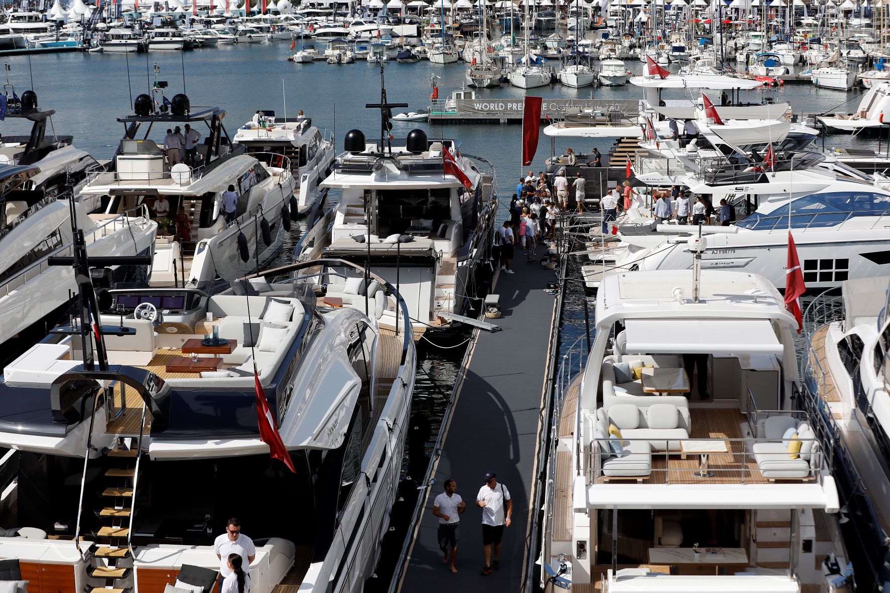 A 45. Cannes-i Jachtfesztiválon