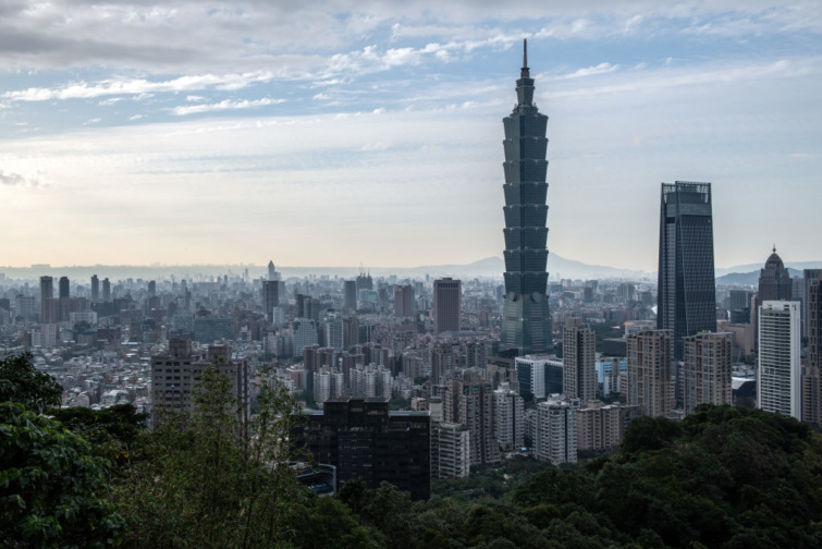 Tajpej látképe - erős földrengés Tajvanon