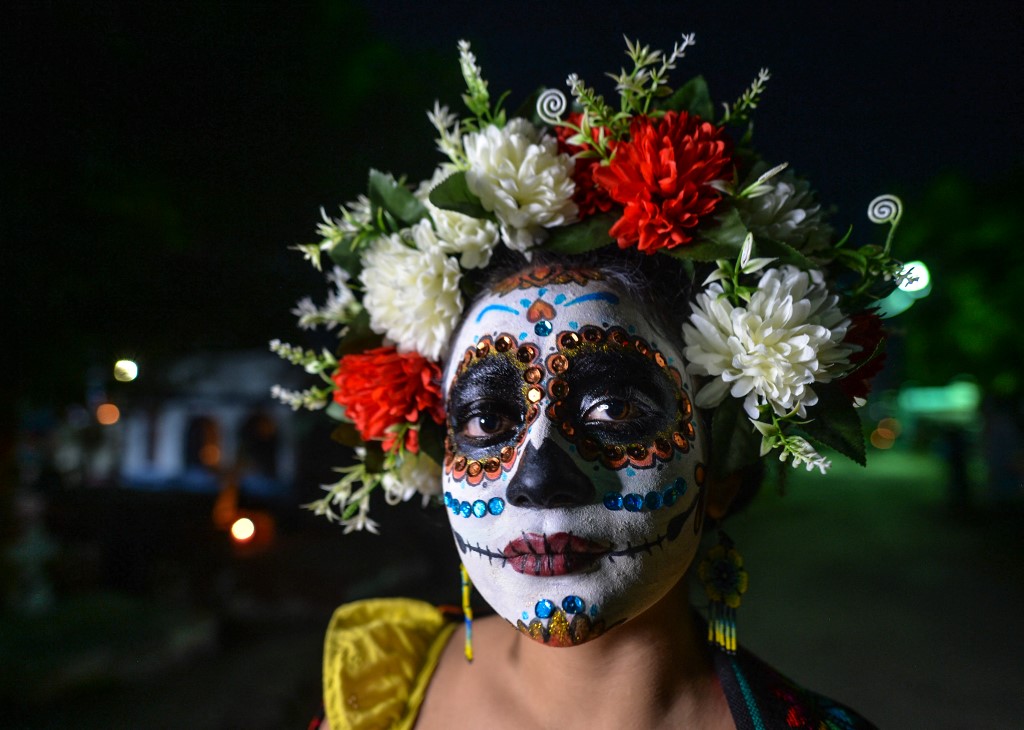 Hetekig tart a halottak napi fesztivál Mexikóban