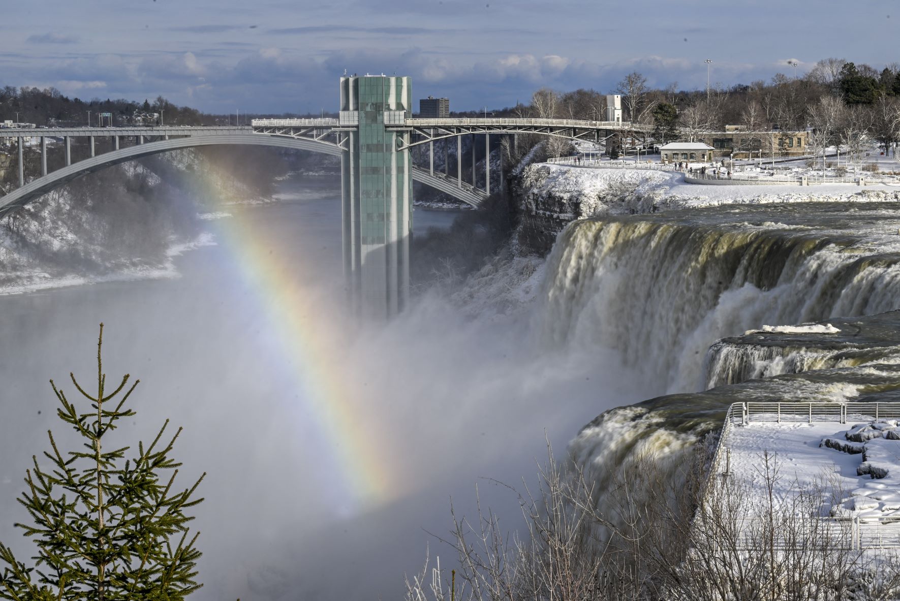 Légifelvétel a befagyott Niagara-vízesésről