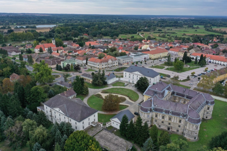 Körmend főtere madártávlatból