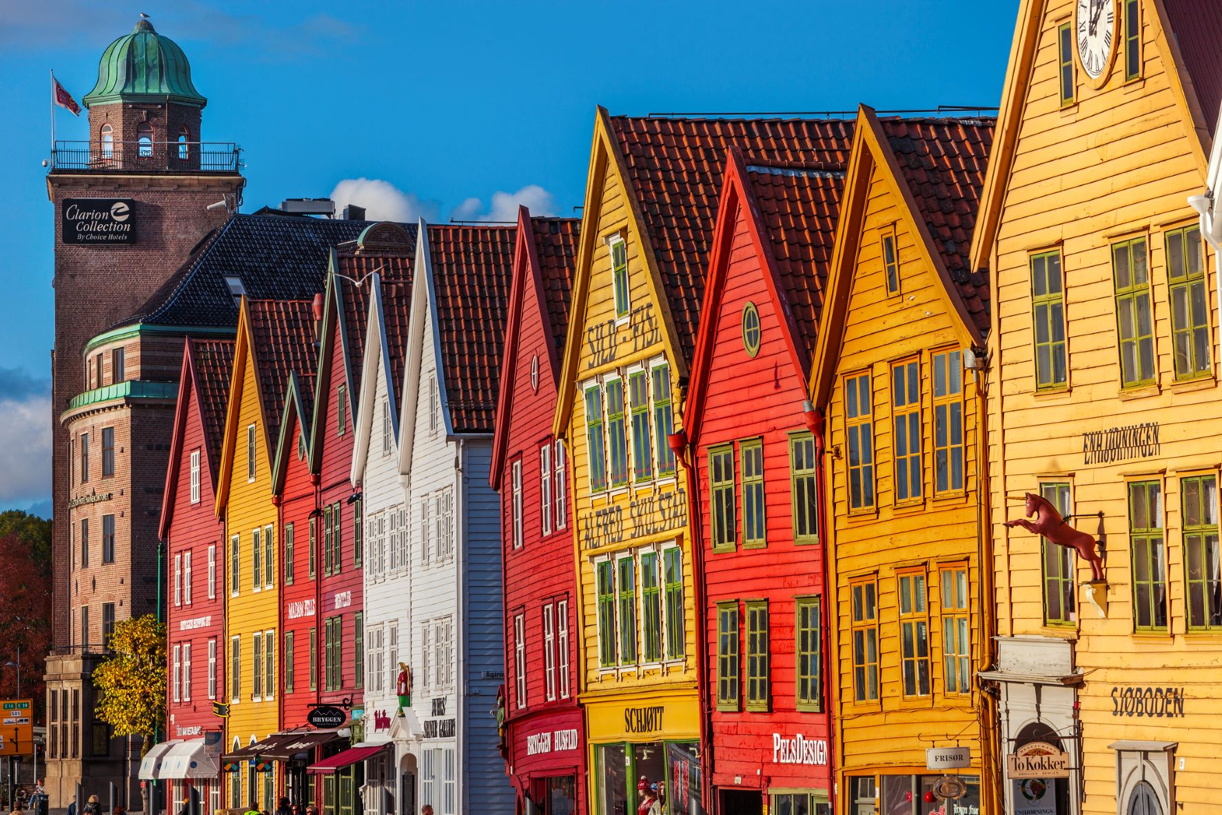 Színes házfalak Bergen belvárosában