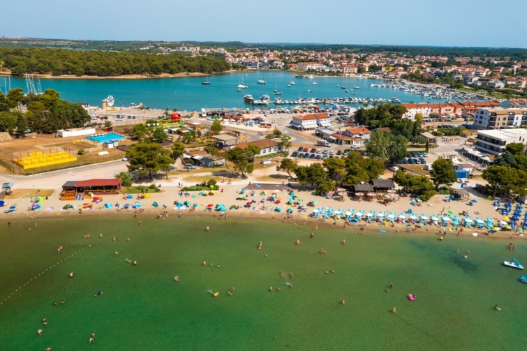 A horvátországi Medulinban található Bijeca strand