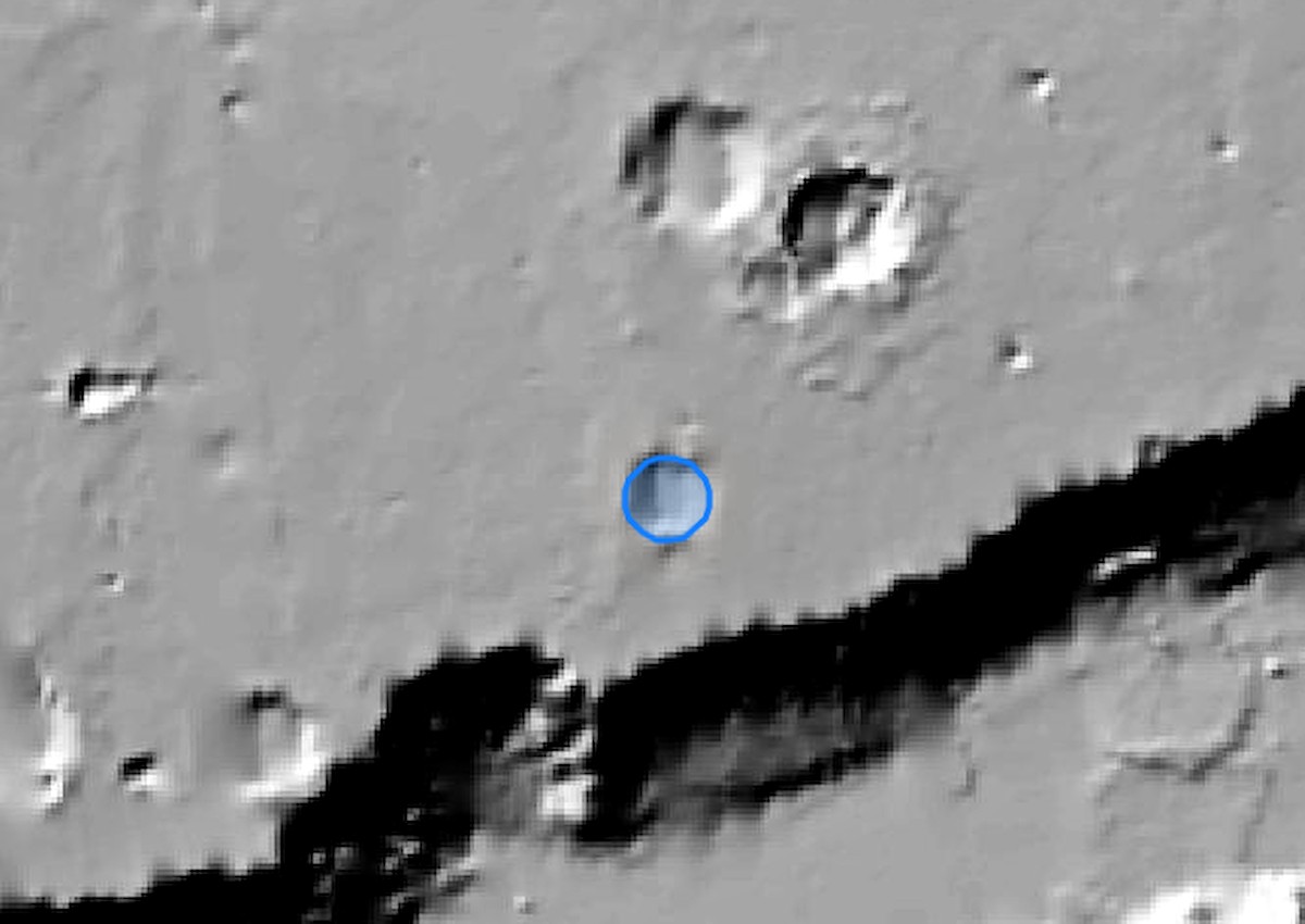 Kráter, mely